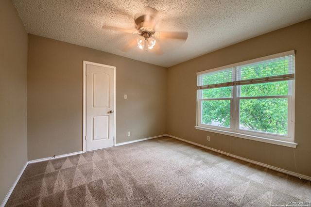 9107 GAMBIER DR, San Antonio, TX 78250