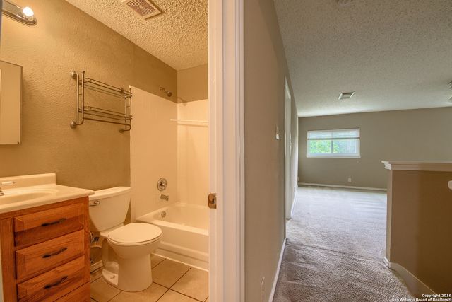 9107 GAMBIER DR, San Antonio, TX 78250