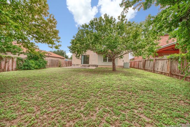 9107 GAMBIER DR, San Antonio, TX 78250