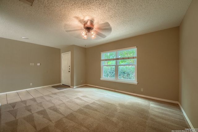 9107 GAMBIER DR, San Antonio, TX 78250