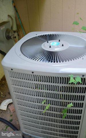 6111 WESTERN RUN DR, Baltimore, MD 21209