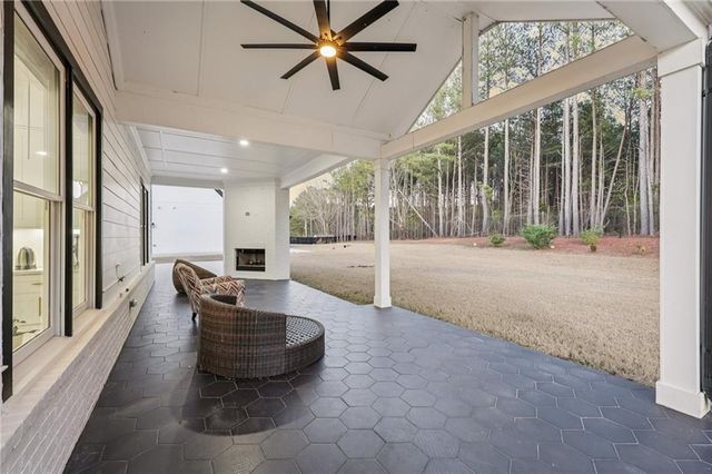 961 Nours Circle, Lawrenceville, GA 30045