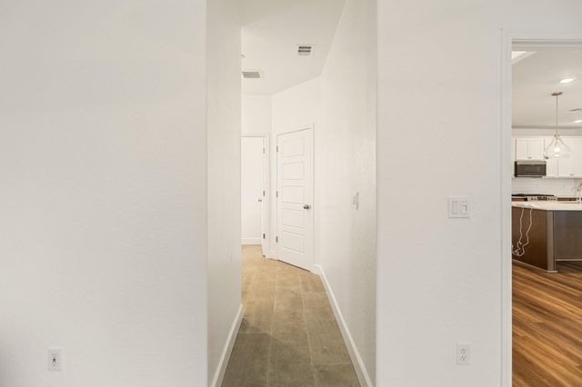 3725 N Newton Drive, Visalia, CA 93291