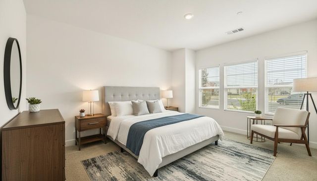 3725 N Newton Drive, Visalia, CA 93291