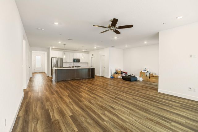 3725 N Newton Drive, Visalia, CA 93291