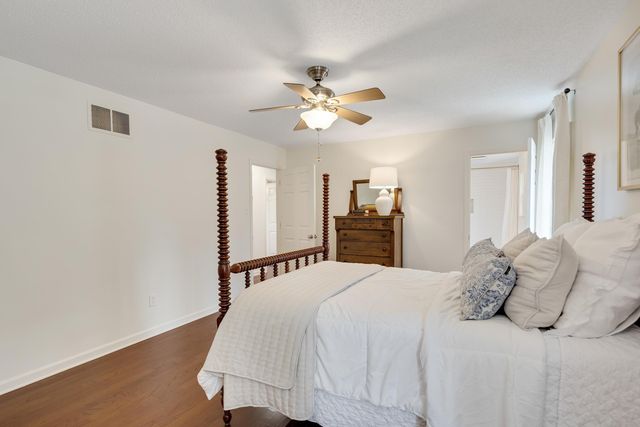 7609 HOLLOW FORK RD, Germantown, TN 38138