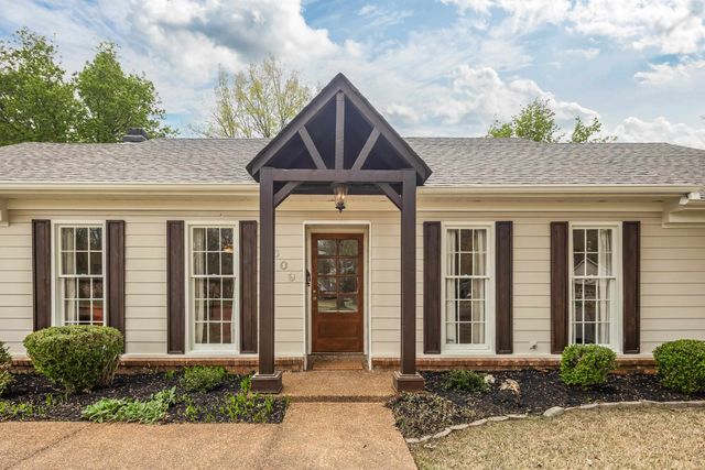 7609 HOLLOW FORK RD, Germantown, TN 38138