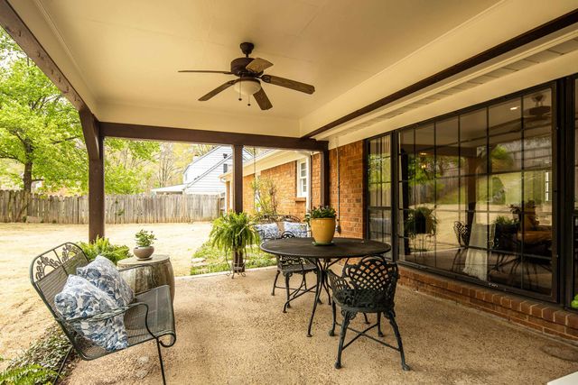 7609 HOLLOW FORK RD, Germantown, TN 38138