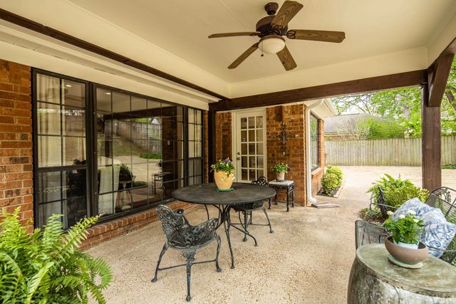 7609 HOLLOW FORK RD, Germantown, TN 38138