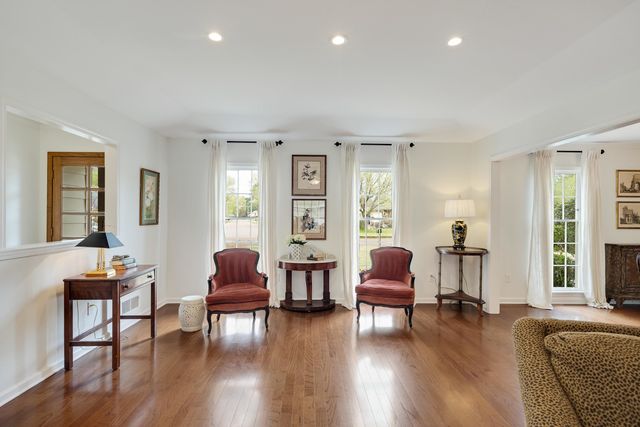 7609 HOLLOW FORK RD, Germantown, TN 38138