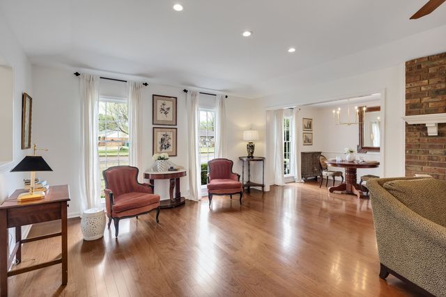 7609 HOLLOW FORK RD, Germantown, TN 38138