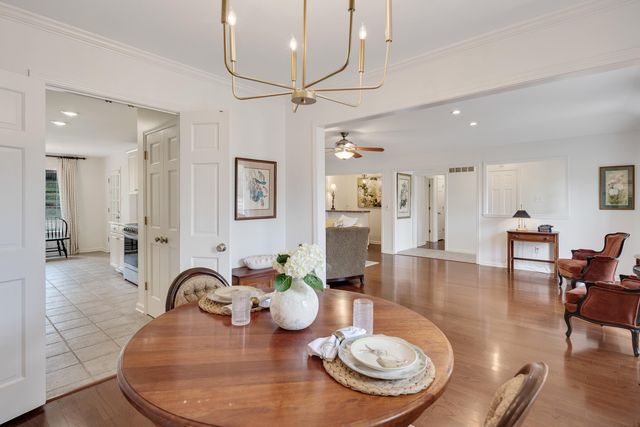 7609 HOLLOW FORK RD, Germantown, TN 38138