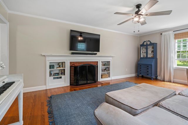 26 Garrison Lane, Hopkinton, NH 03229