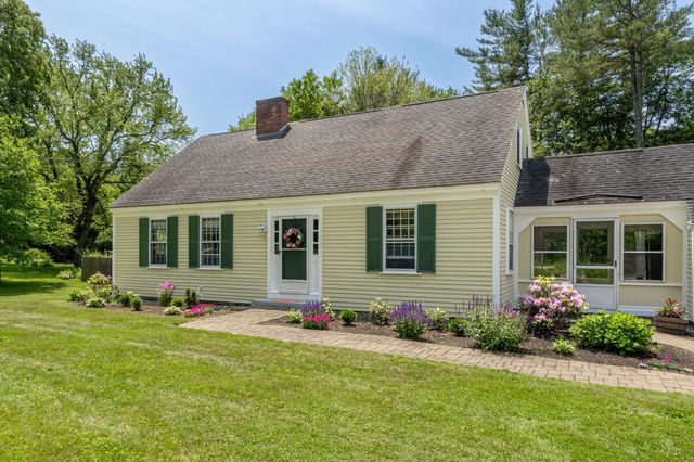 26 Garrison Lane, Hopkinton, NH 03229