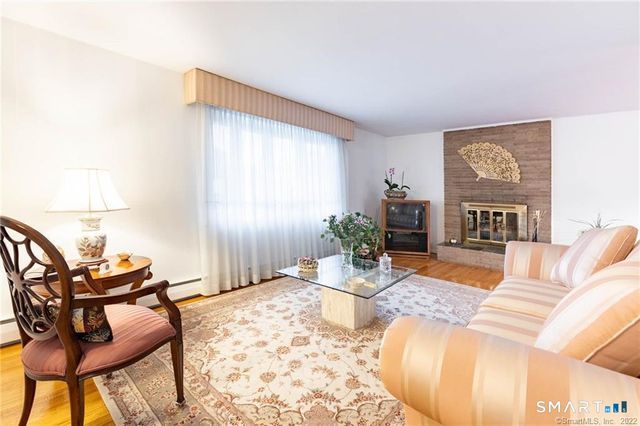 68 Gerthmere Drive, West Hartford, CT 06110