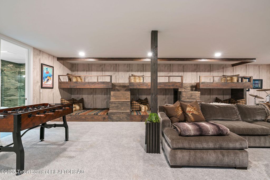 750 PONDEROSA Drive, Jackson, WY 83001 photo 27