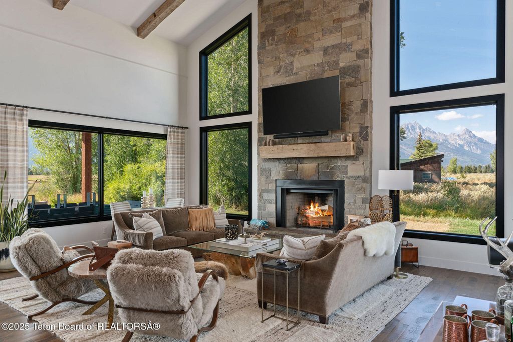 750 PONDEROSA Drive, Jackson, WY 83001 photo 4