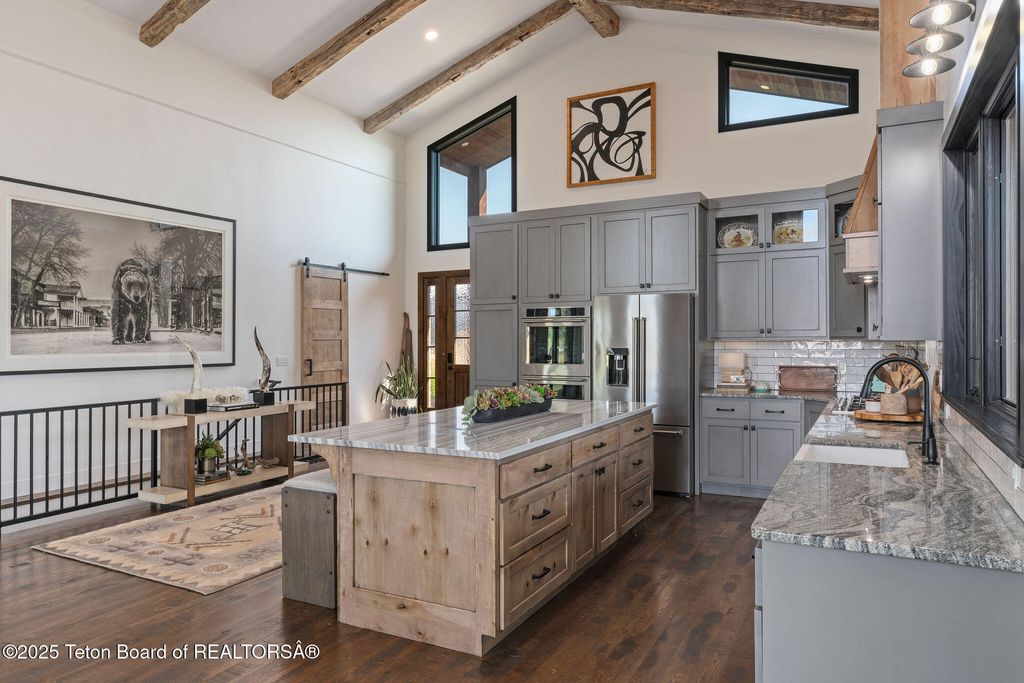 750 PONDEROSA Drive, Jackson, WY 83001 photo 7