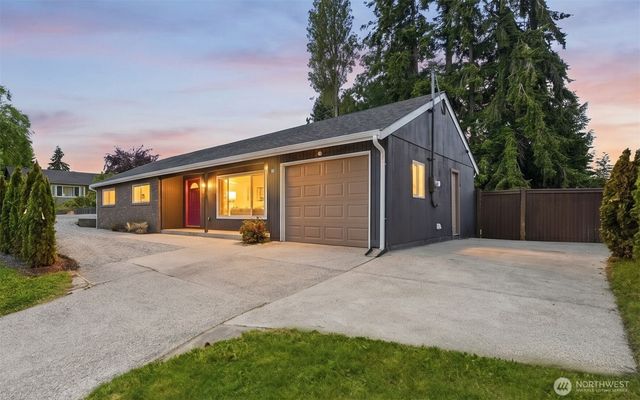 20926 44th Avenue W, Lynnwood, WA 98036