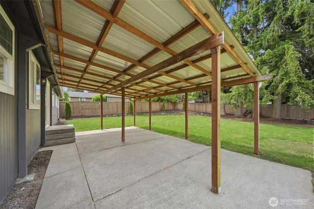 20926 44th Avenue W, Lynnwood, WA 98036