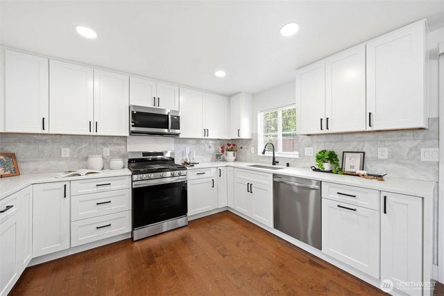 20926 44th Avenue W, Lynnwood, WA 98036