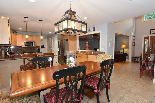 230 W Woodland Drive, Wading River, NY 11792