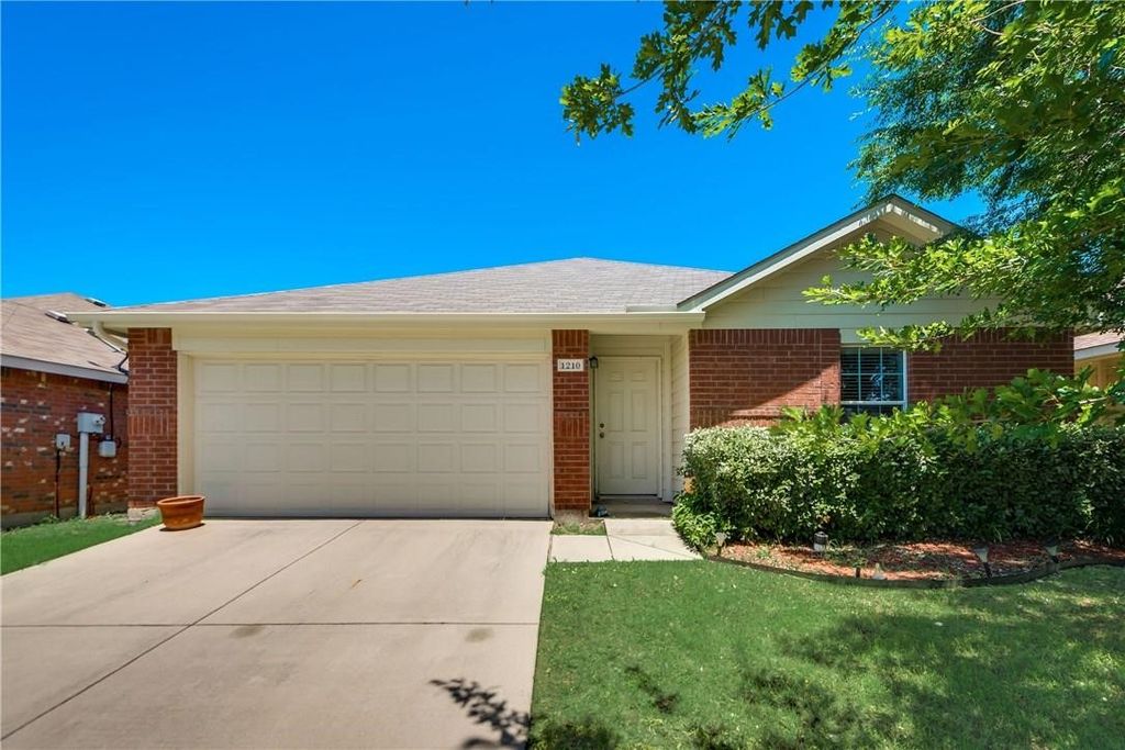 1210 Augustin Drive, Princeton, TX 75407