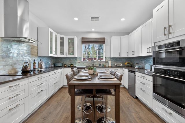 12860 E Tokay Colony Rd, Lodi, CA 95240