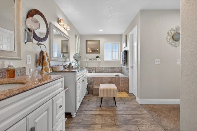 12860 E Tokay Colony Rd, Lodi, CA 95240