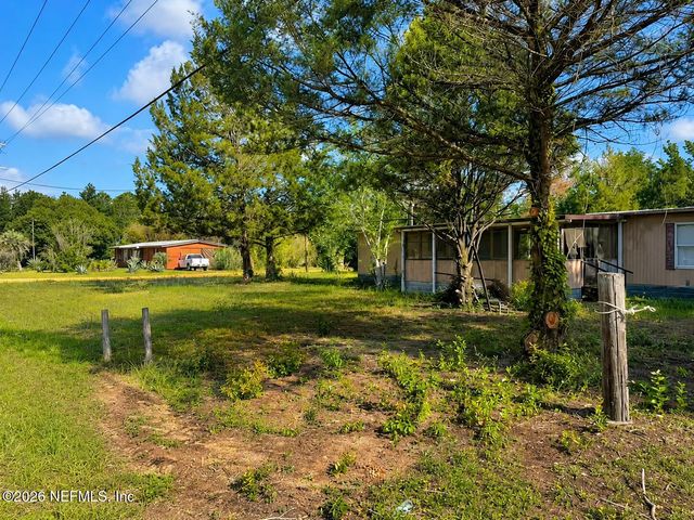 602 JUNIOR LAKE Drive, Interlachen, FL 32148
