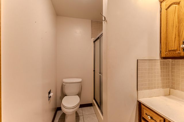 2115 S Hedgewood Drive, Bolivar, MO 65613