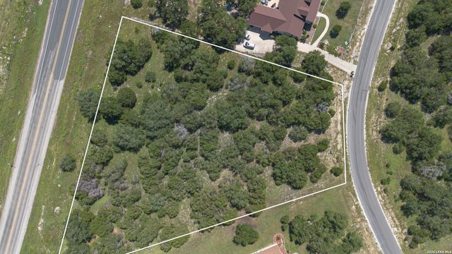 129 Blackbird Dr, Spring Branch, TX 78070