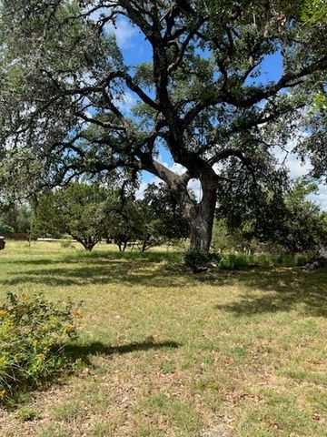 742 Park SHRS, Canyon Lake, TX 78133