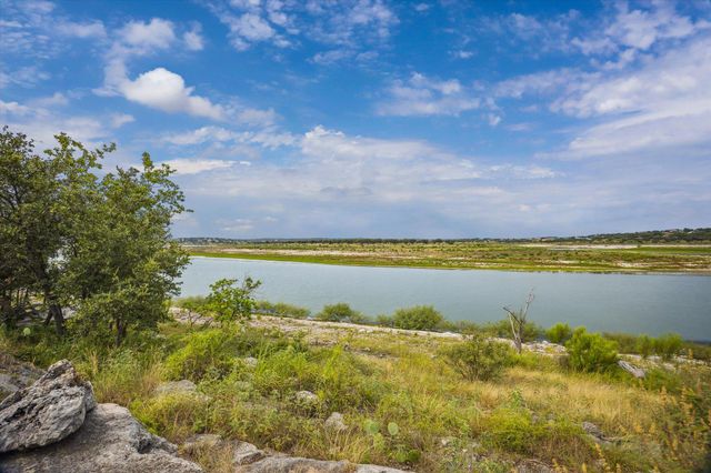 742 Park SHRS, Canyon Lake, TX 78133