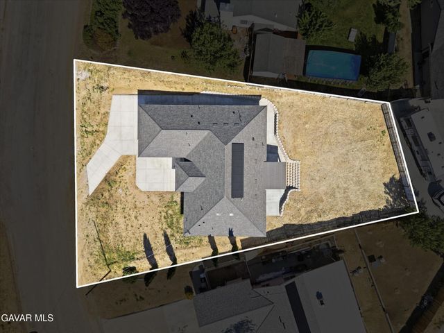 20112 Clubview Drive, Tehachapi, CA 93561