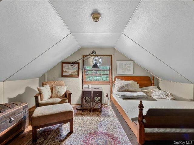 33 Willow Trail Court, Carmel, NY 10512