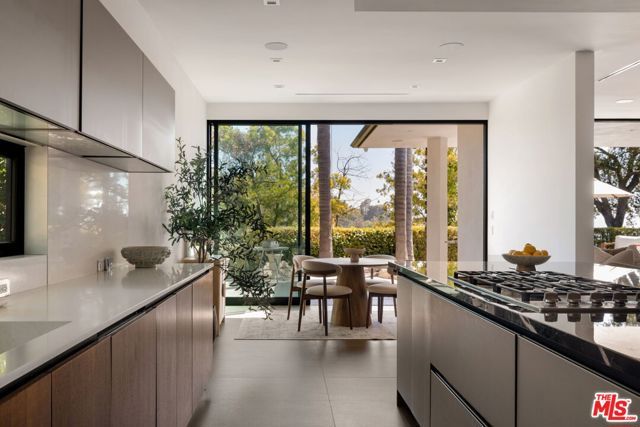 9108 Alanda Place, Beverly Hills, CA 90210