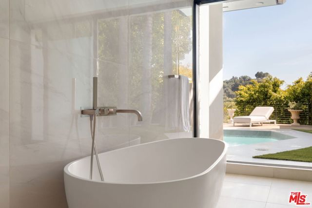 9108 Alanda Place, Beverly Hills, CA 90210