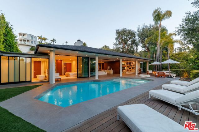 9108 Alanda Place, Beverly Hills, CA 90210