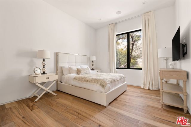 9108 Alanda Place, Beverly Hills, CA 90210