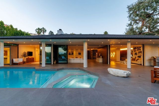 9108 Alanda Place, Beverly Hills, CA 90210