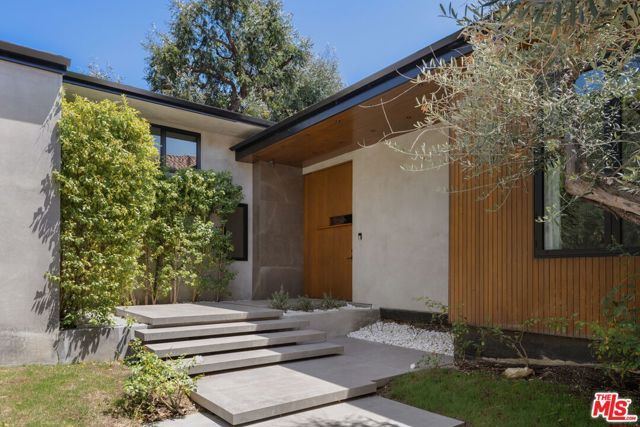 9108 Alanda Place, Beverly Hills, CA 90210