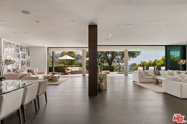 9108 Alanda Place, Beverly Hills, CA 90210