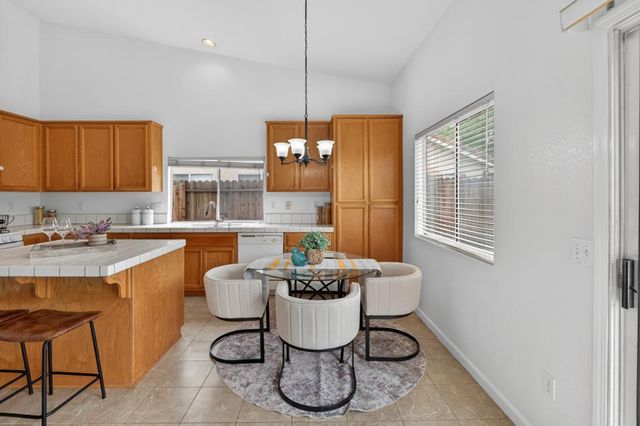 9028 Willowberry Way, Elk Grove, CA 95758