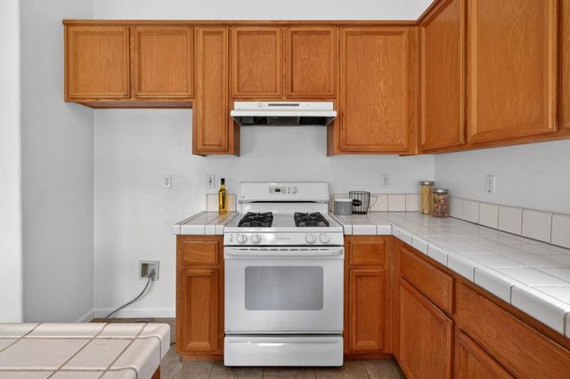 9028 Willowberry Way, Elk Grove, CA 95758