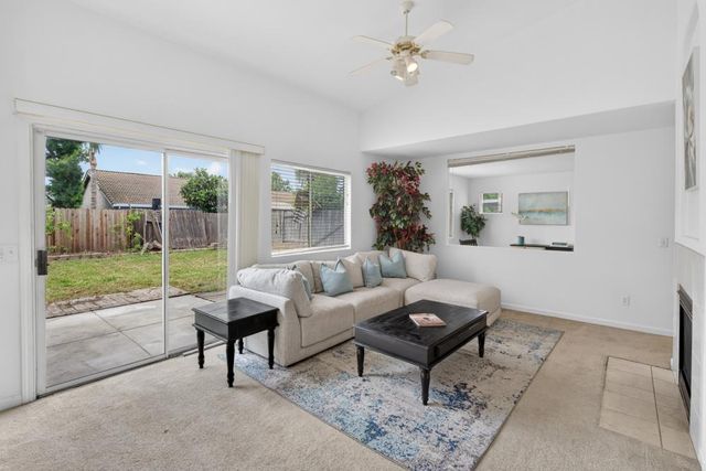 9028 Willowberry Way, Elk Grove, CA 95758