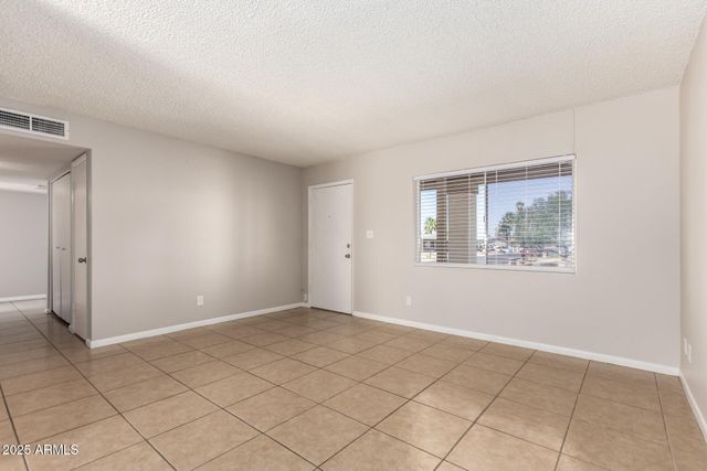 17629 N 8th Avenue, Phoenix, AZ 85023