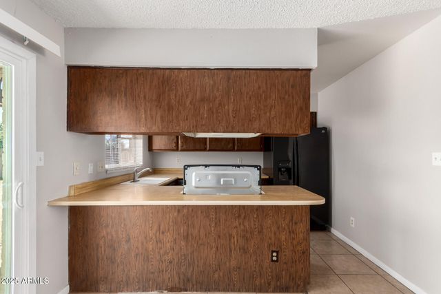 17629 N 8th Avenue, Phoenix, AZ 85023