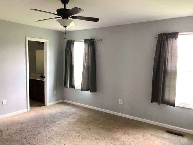 171 Raspberry Dr, Winchester, TN 37398