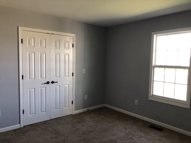 171 Raspberry Dr, Winchester, TN 37398